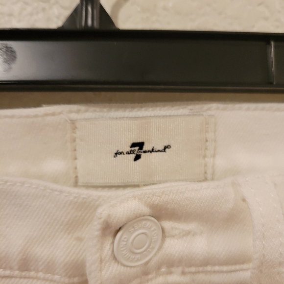 7 For All Mankind 7FAM Easy Boot Jeans White 27 NEW